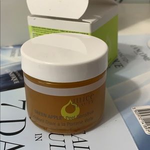 Juice beauty green apple peel sensitive